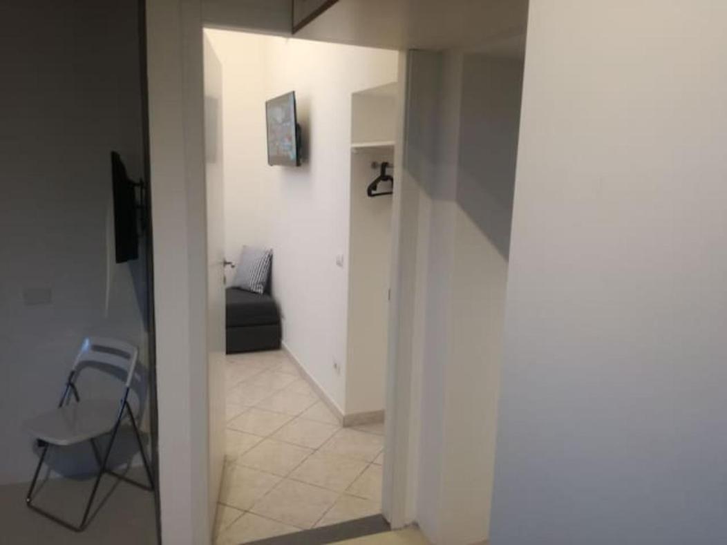 Bilocale Mansardato Zona Corso Buenos Aires Mm1-mm2 Lippi 2 Apartment Mailand